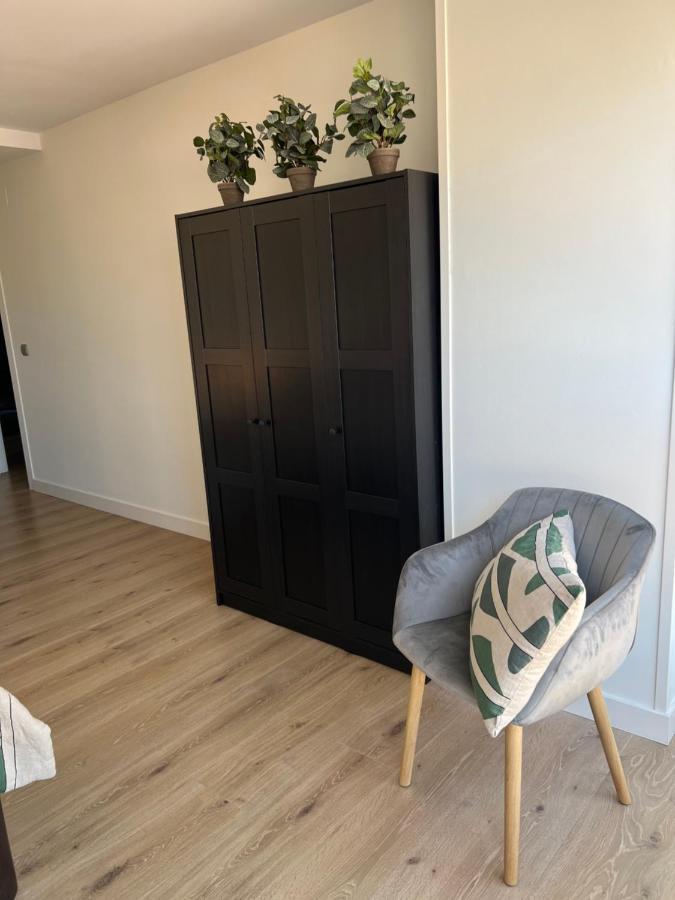 Luxury 190M2 Amplio Apartamento Moderno Con Terraza En La Azotea De 50M2 Junto A La Playa, En El Centro De Torre Del Mar, Malaga, Modern Large Apartment With 50M2 Roof Terrace By The Beach, Right In The Center Of Torre Del Mar, Malaga Екстер'єр фото