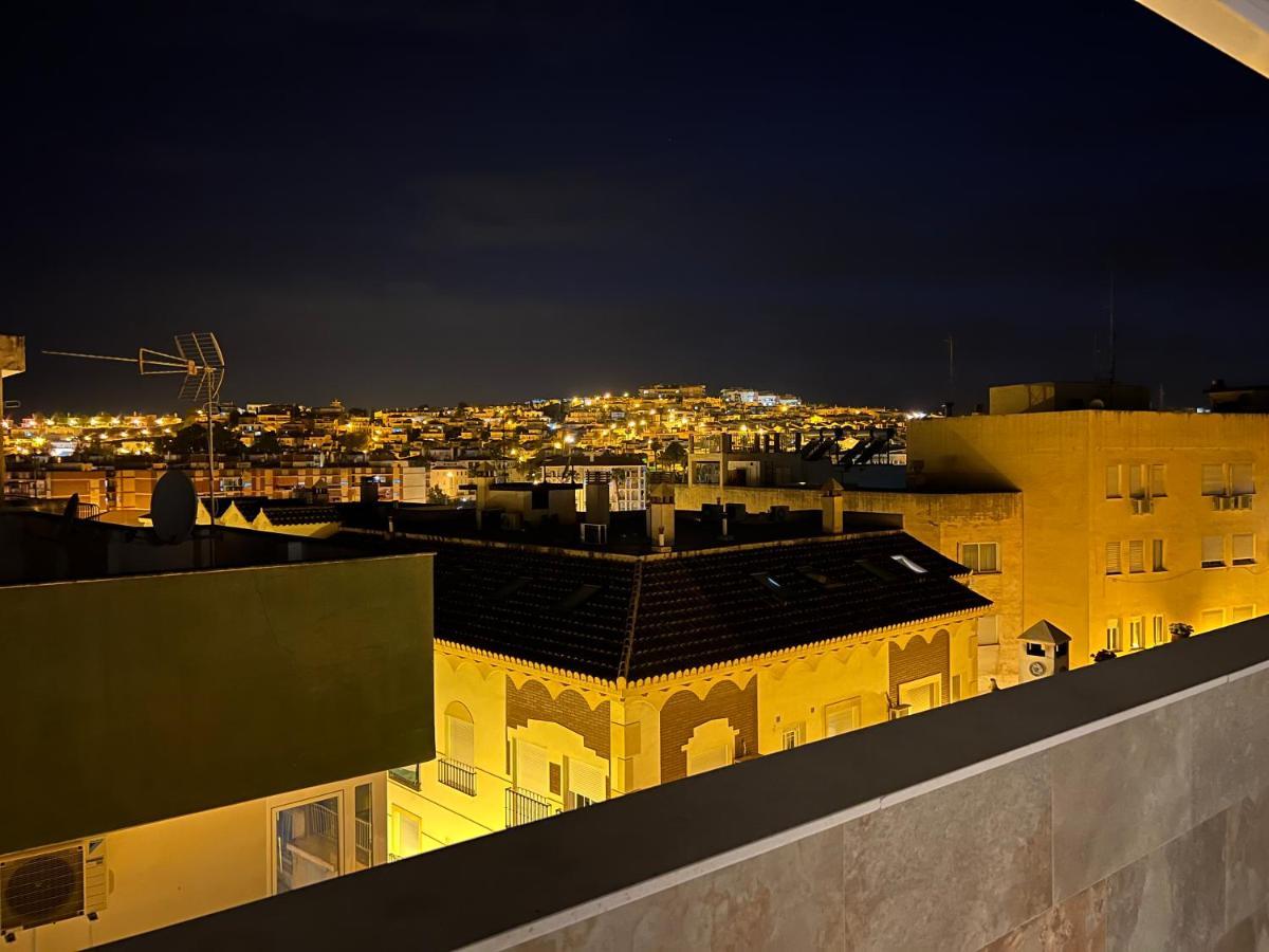 Luxury 190M2 Amplio Apartamento Moderno Con Terraza En La Azotea De 50M2 Junto A La Playa, En El Centro De Torre Del Mar, Malaga, Modern Large Apartment With 50M2 Roof Terrace By The Beach, Right In The Center Of Torre Del Mar, Malaga Екстер'єр фото